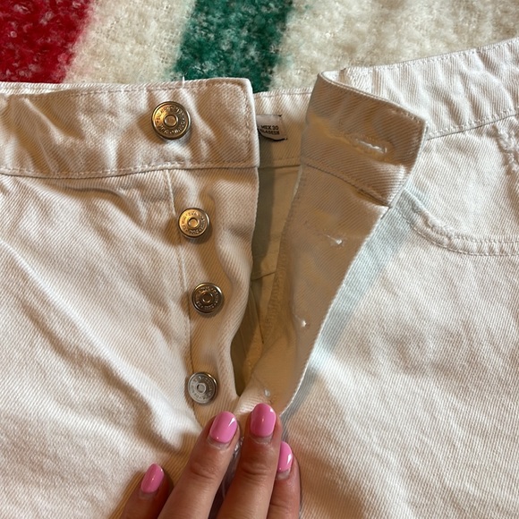 ZARA WHITE DENIM MINI SKIRT - Picture 2 of 4